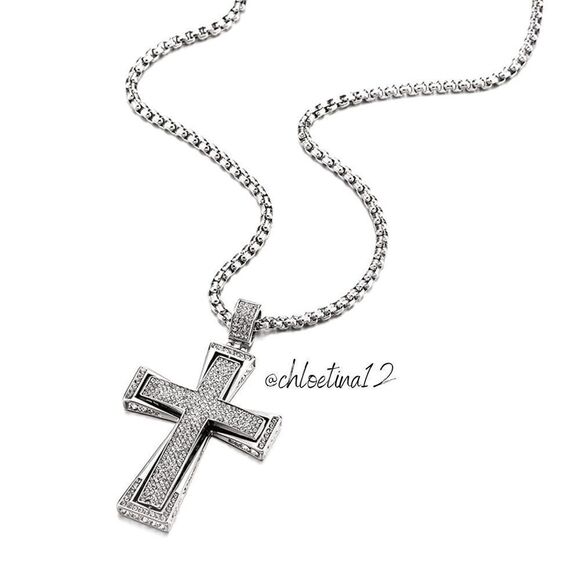 Men’s Large CZ Silver Cross Necklace - Picture 2 of 6